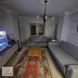 Meltem Özgün sitesinde köşe katta 3+1 daire satılık — fotoğraf 4