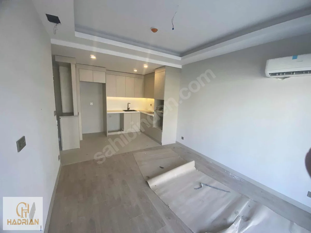 Sun City-2 Projesinde Bahçe Katı Satılık 1+1 Daire — fotoğraf 1