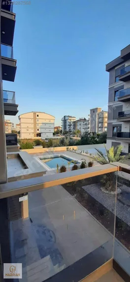 Yeniköy Havuzlu Site İçinde 1+1 Sıfır Satılık Daireler — fotoğraf 1